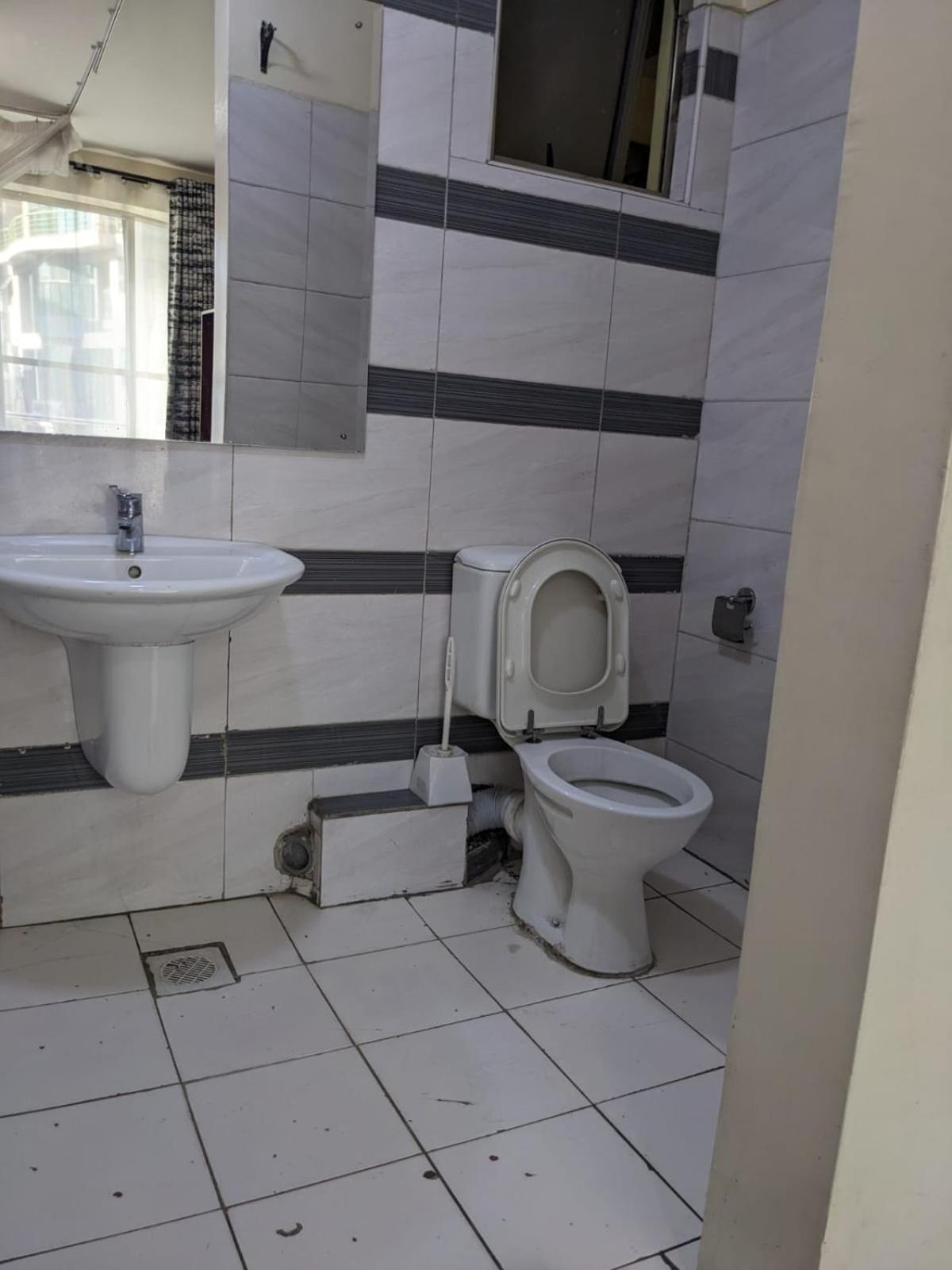 Epitome Times Hotel Найроби Экстерьер фото