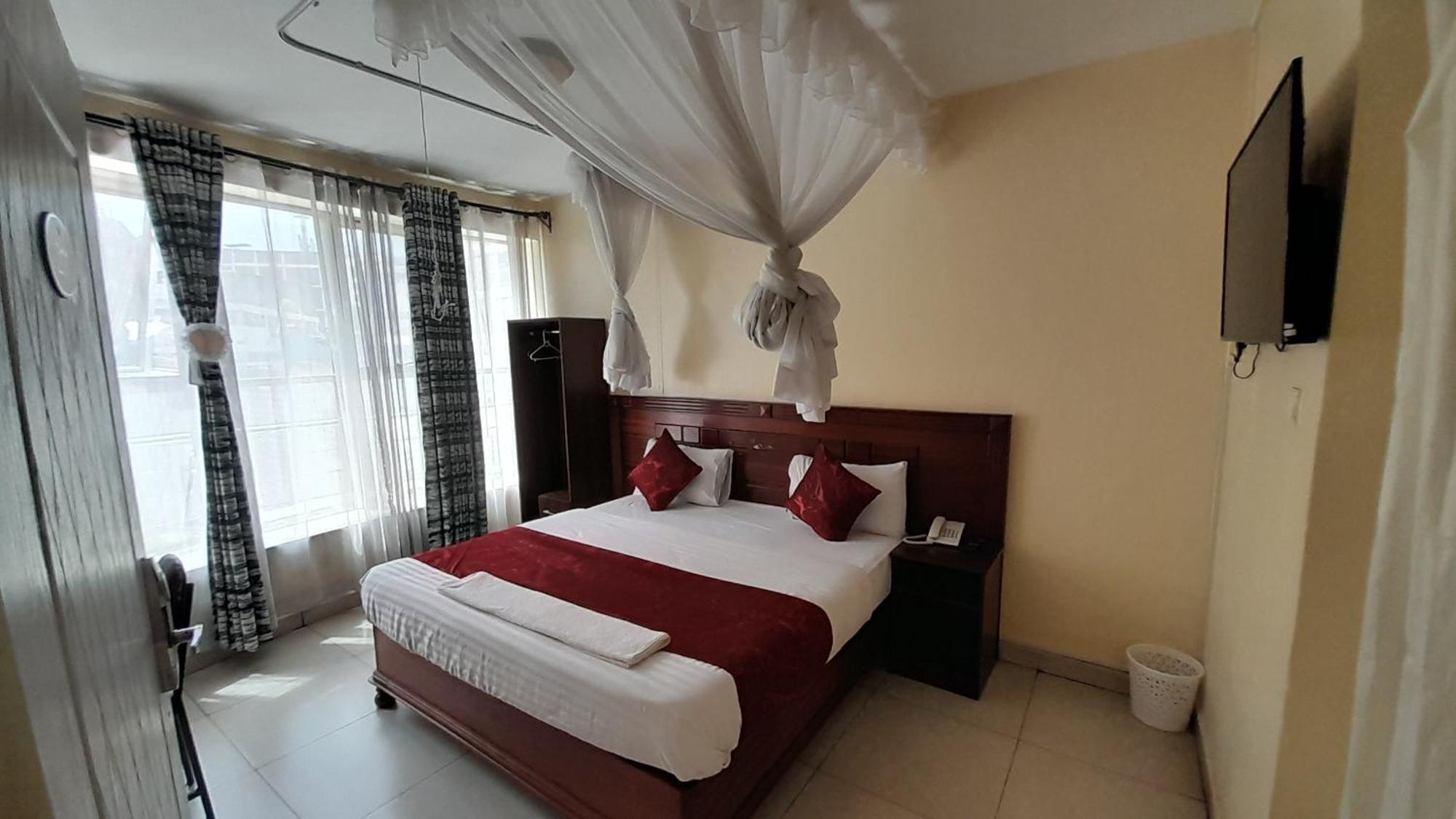 Epitome Times Hotel Найроби Экстерьер фото